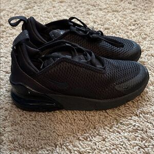 Nike Triple Black Mesh Sneakers